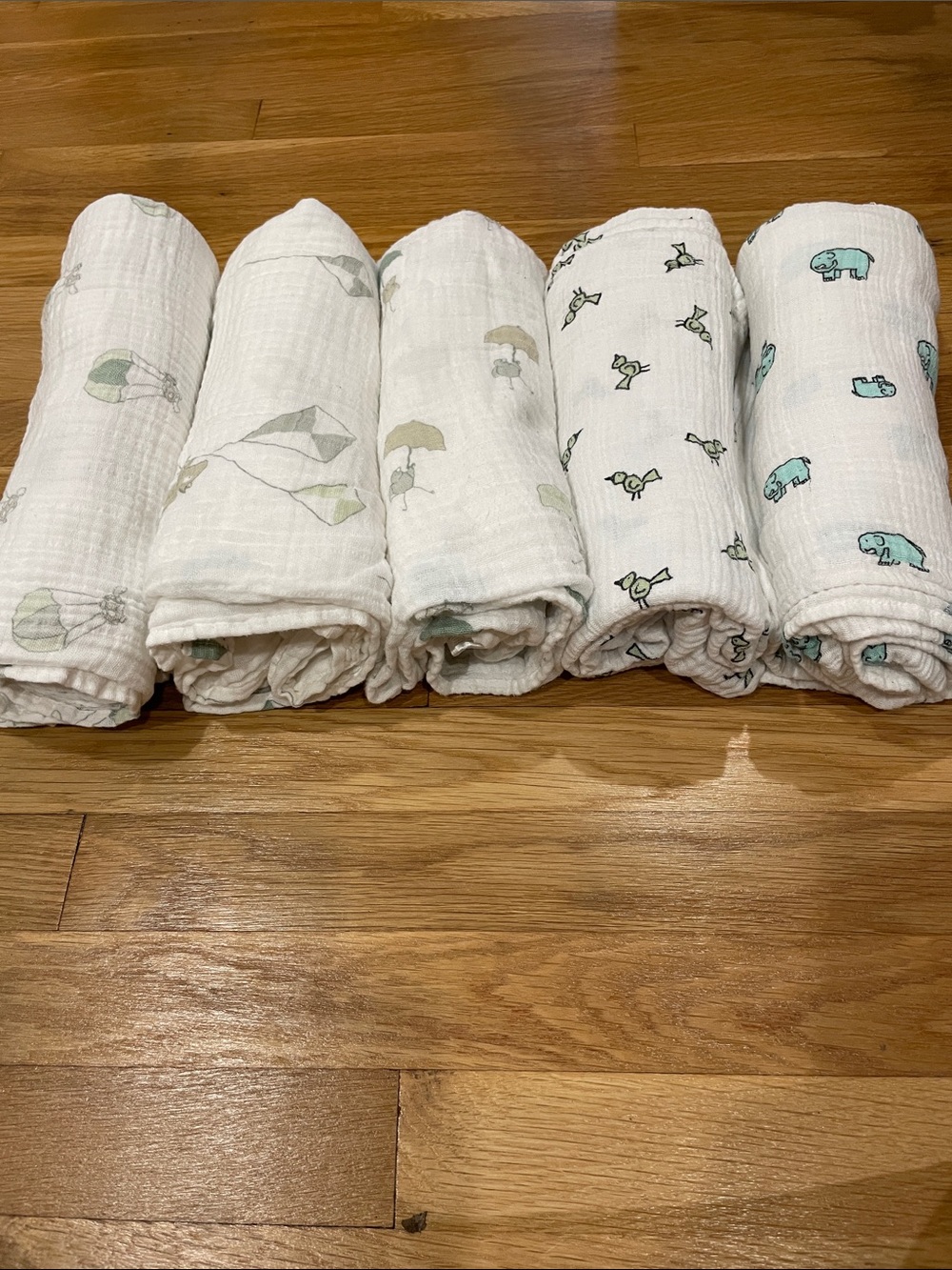 5 Aden + Anais Muslin Baby Swaddle Blanket - Excellent Condition